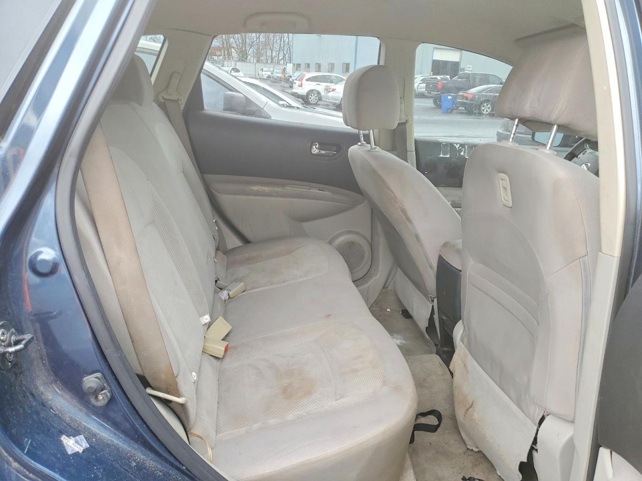 2013 Nissan Rogue S - zdjęcie 10