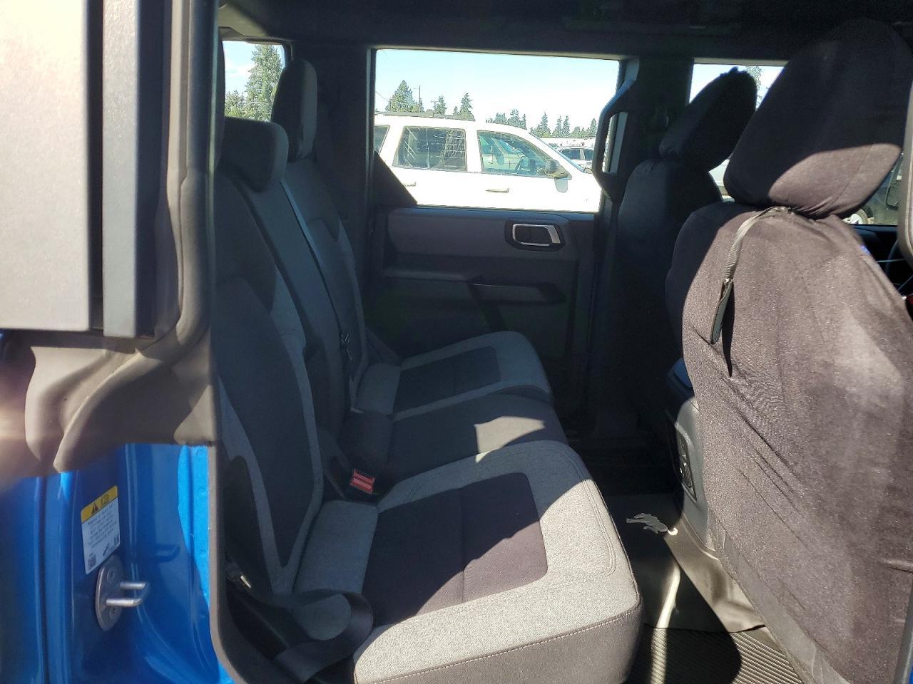 2022 Ford Bronco Base - zdjęcie 10