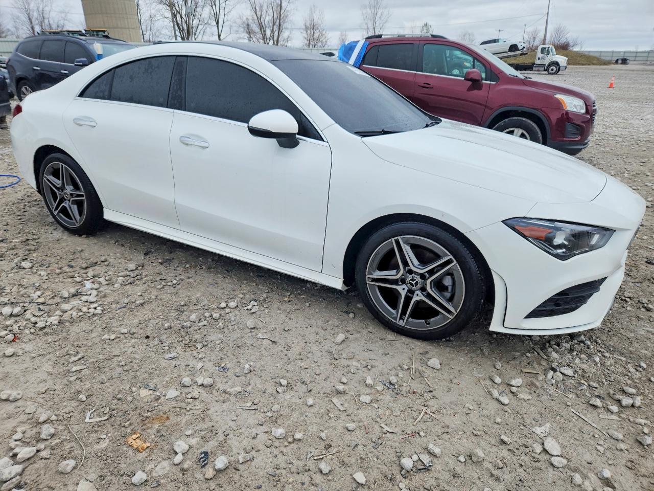 2021 Mercedes-Benz Cla 250 4Matic - zdjęcie 4