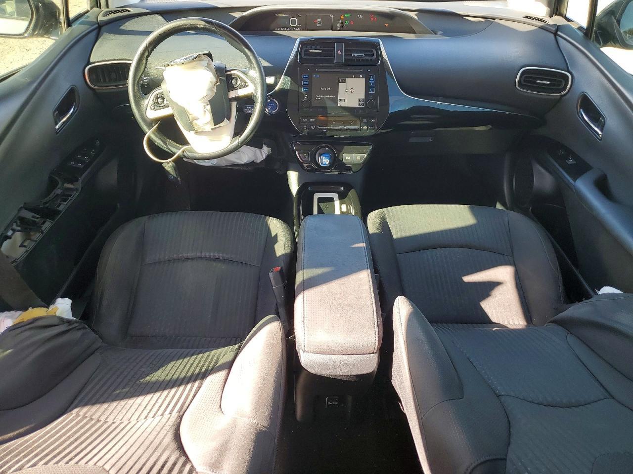 2016 Toyota Prius Three - zdjęcie 8