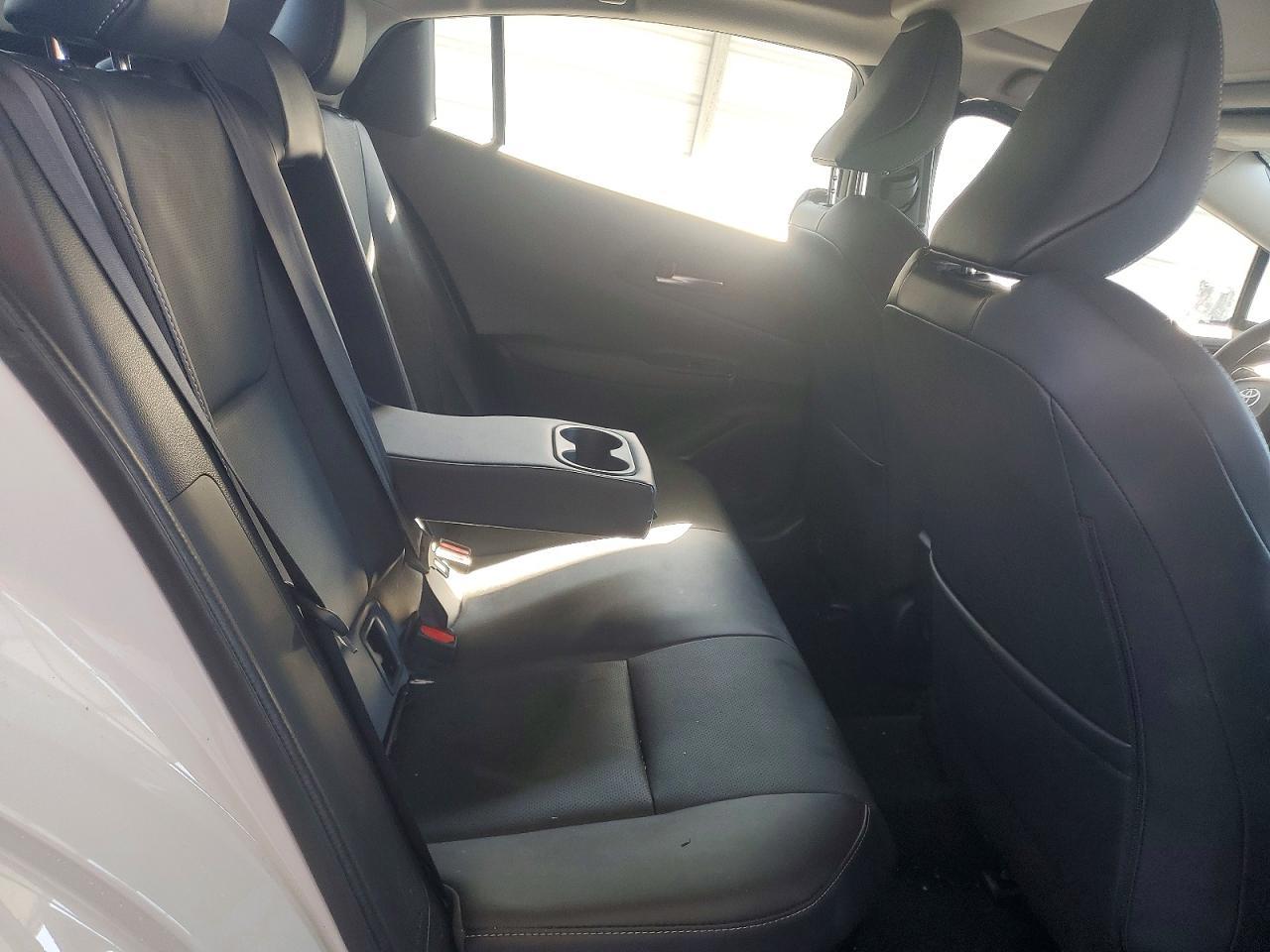 2024 Toyota Prius Limited - zdjęcie 10