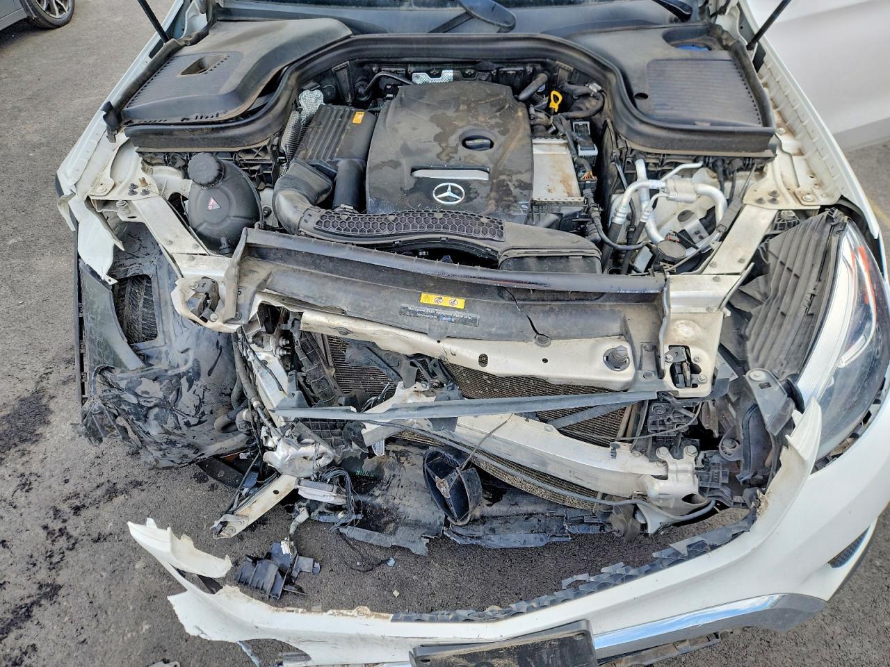2018 Mercedes-Benz Glc 300 4Matic - zdjęcie 11