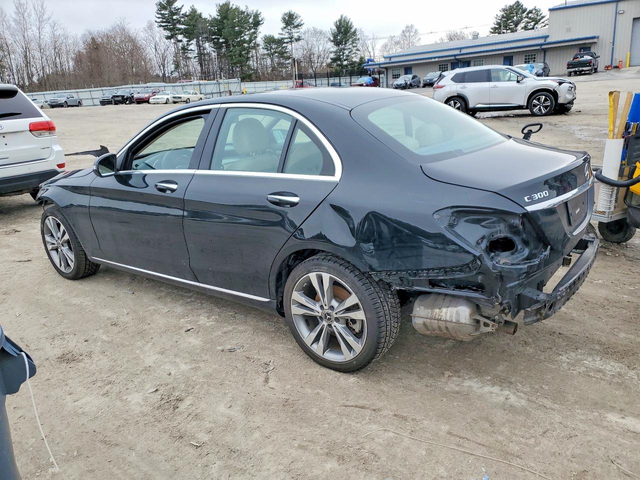 2020 Mercedes-Benz C 300 4Matic - zdjęcie 2