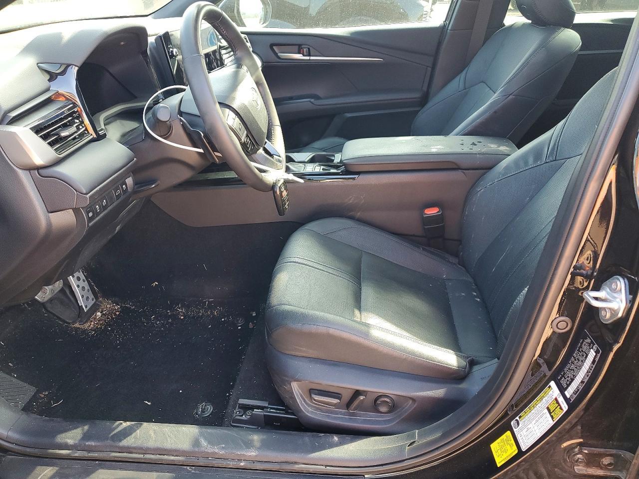 2025 Toyota Camry Xse - zdjęcie 7