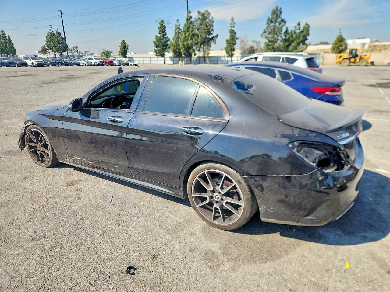 2021 Mercedes-Benz C 300 - zdjęcie 2