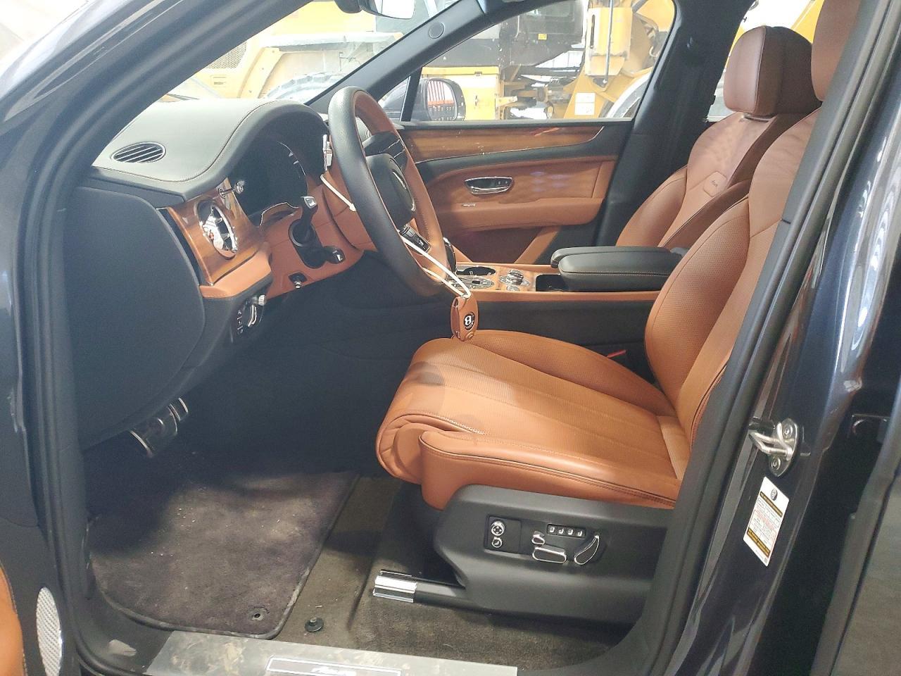 2023 Bentley Bentayga - zdjęcie 7