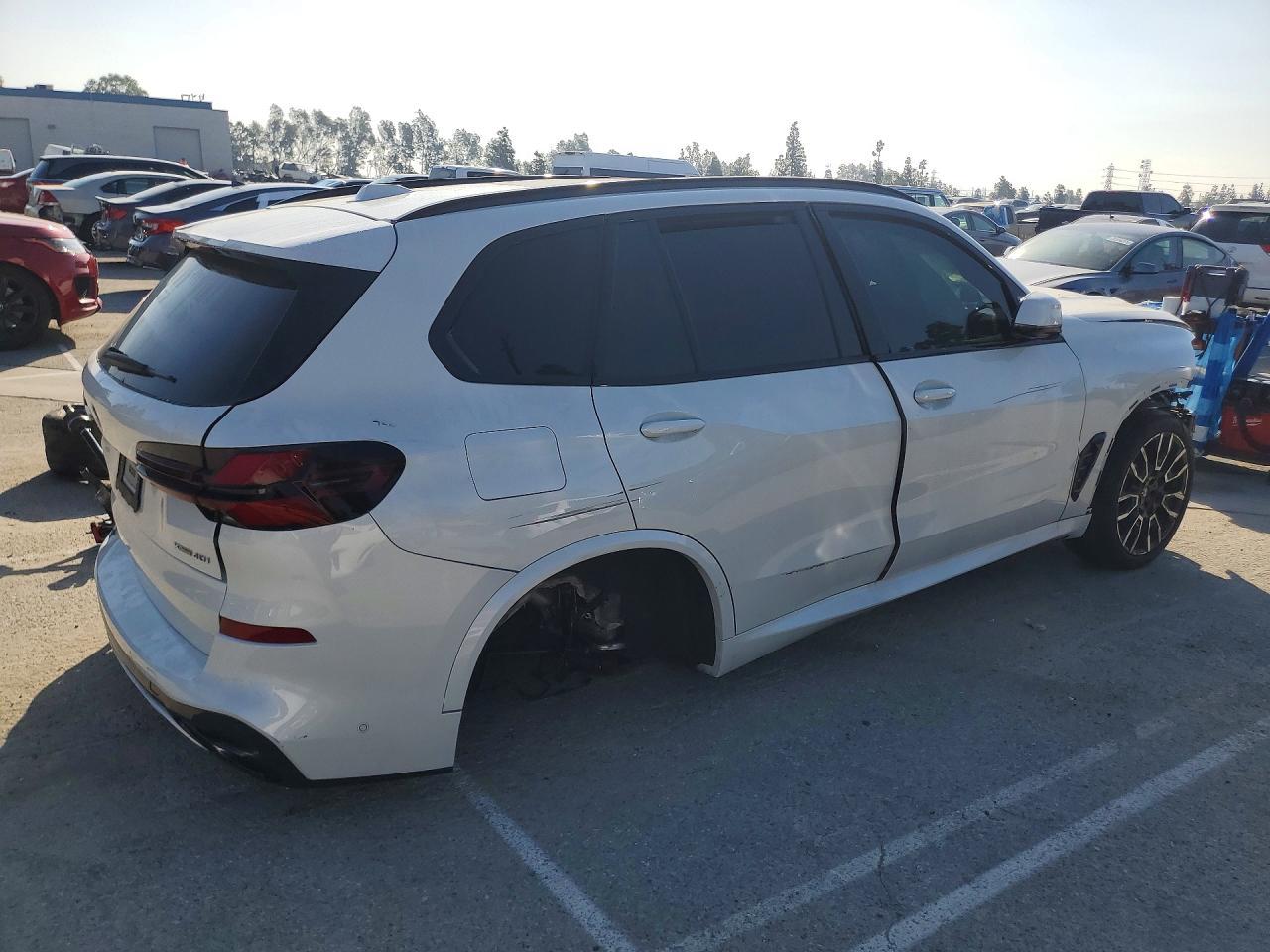 2027 BMW X5 - zdjęcie 3