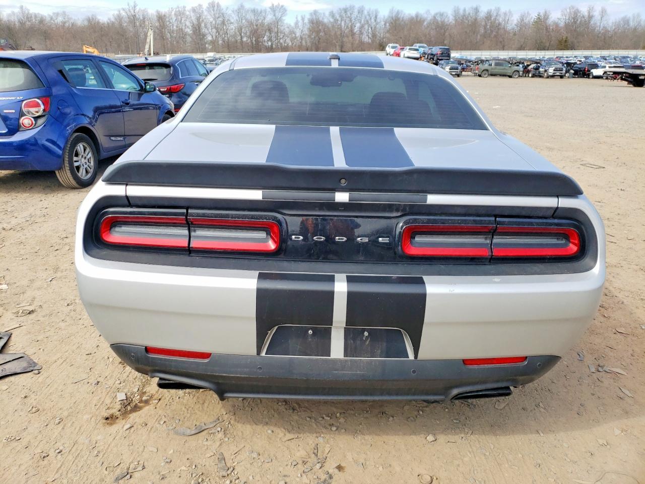 2021 Dodge Challenger R - zdjęcie 6