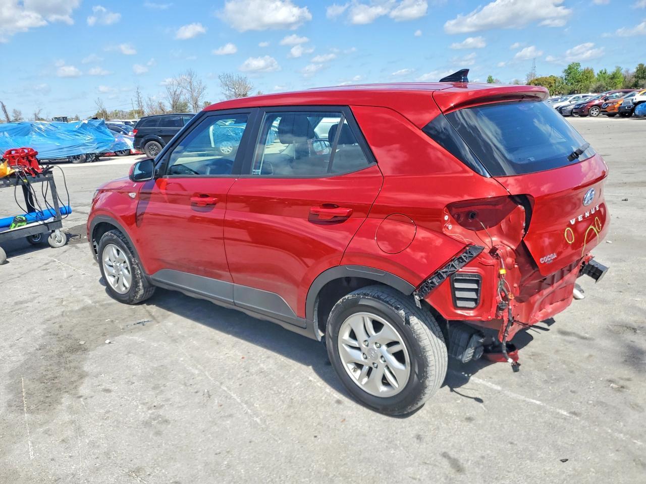 2022 Hyundai Venue Se - zdjęcie 2