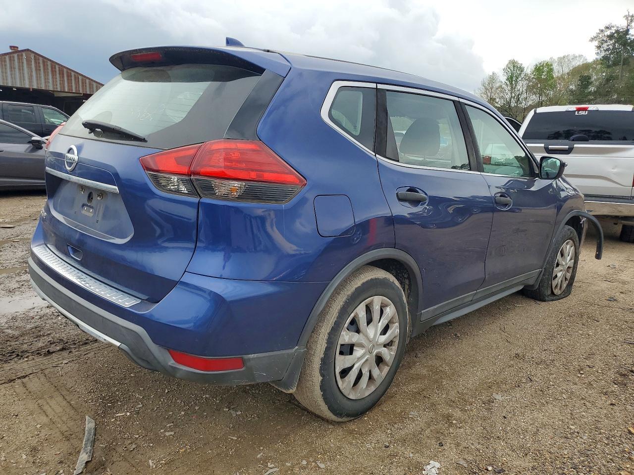 2017 Nissan Rogue S - zdjęcie 3