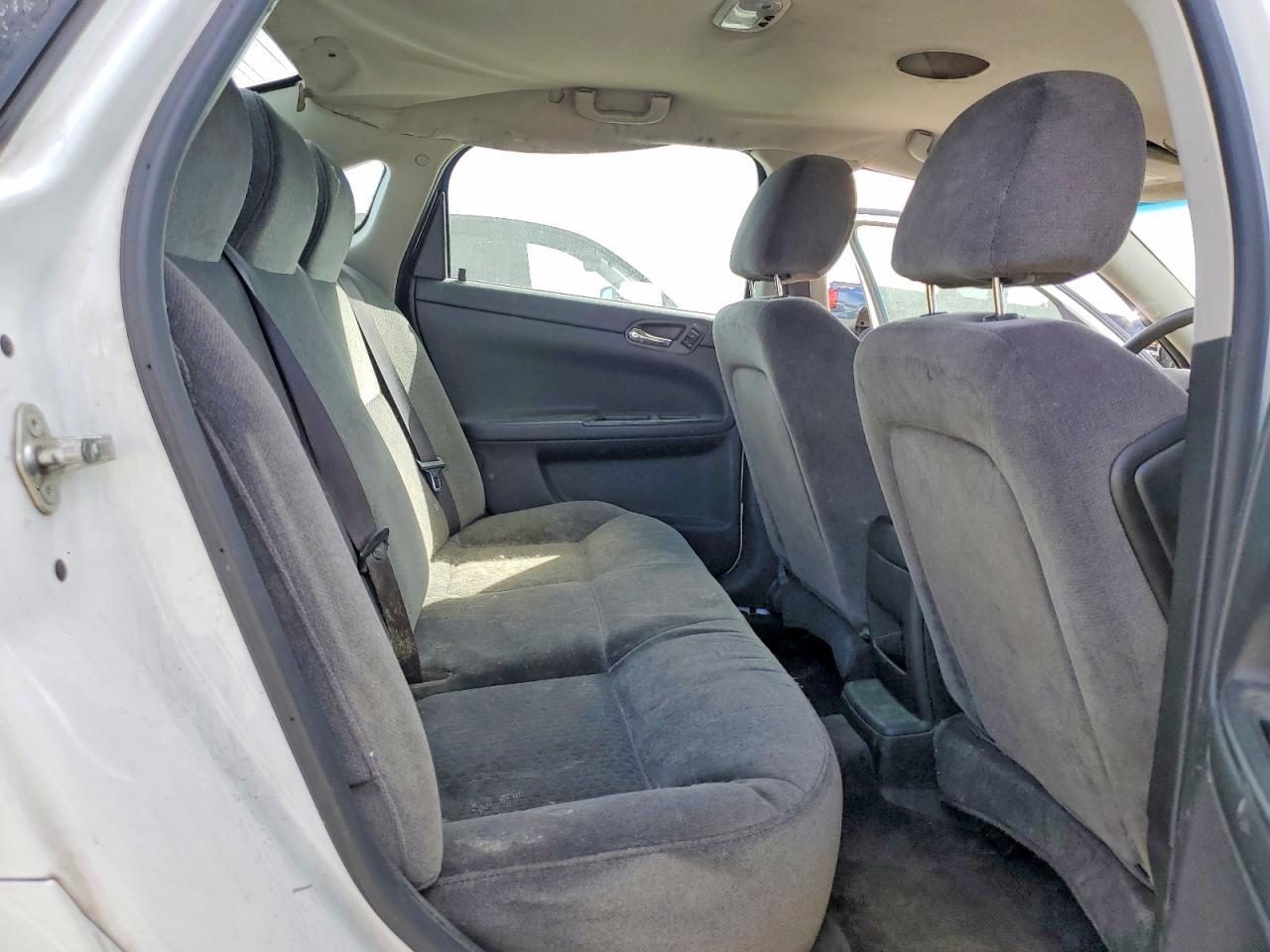 2016 Chevrolet Impala Limited Lt - zdjęcie 10