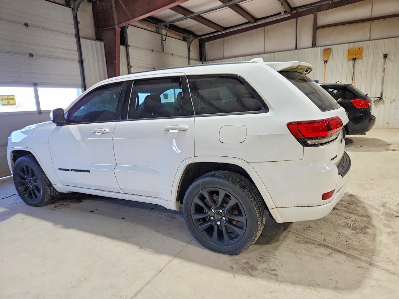 2018 Jeep Gr Cher - zdjęcie 2