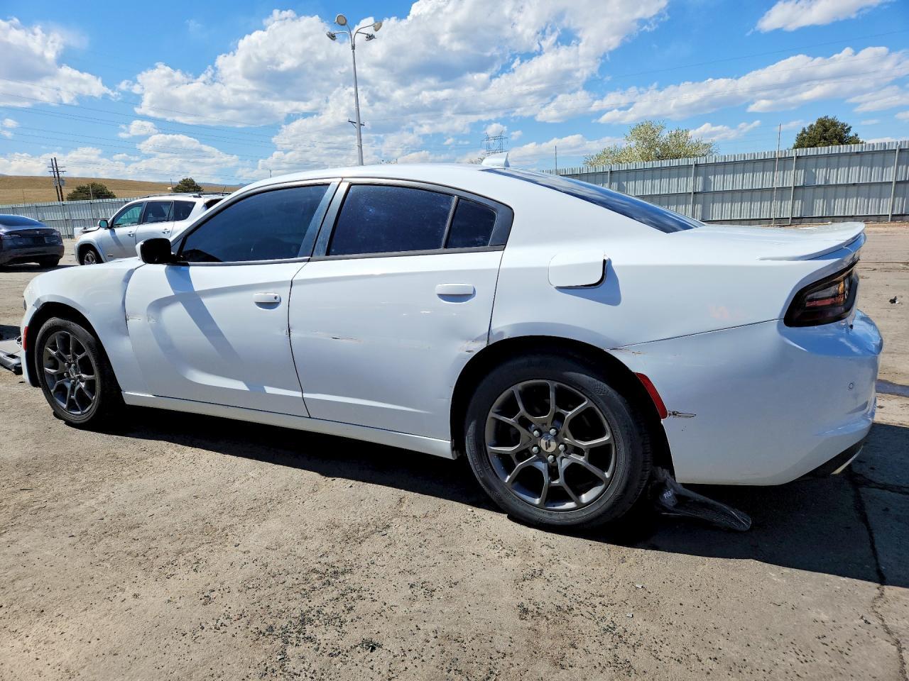 2018 Dodge Charger Gt - zdjęcie 2