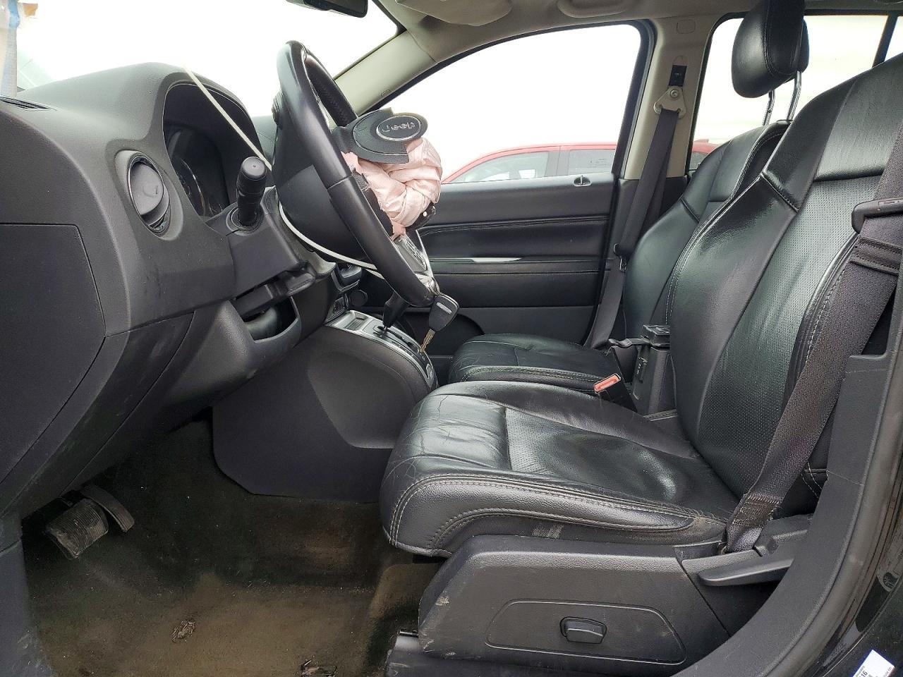 2016 Jeep Compass Latitude - zdjęcie 7