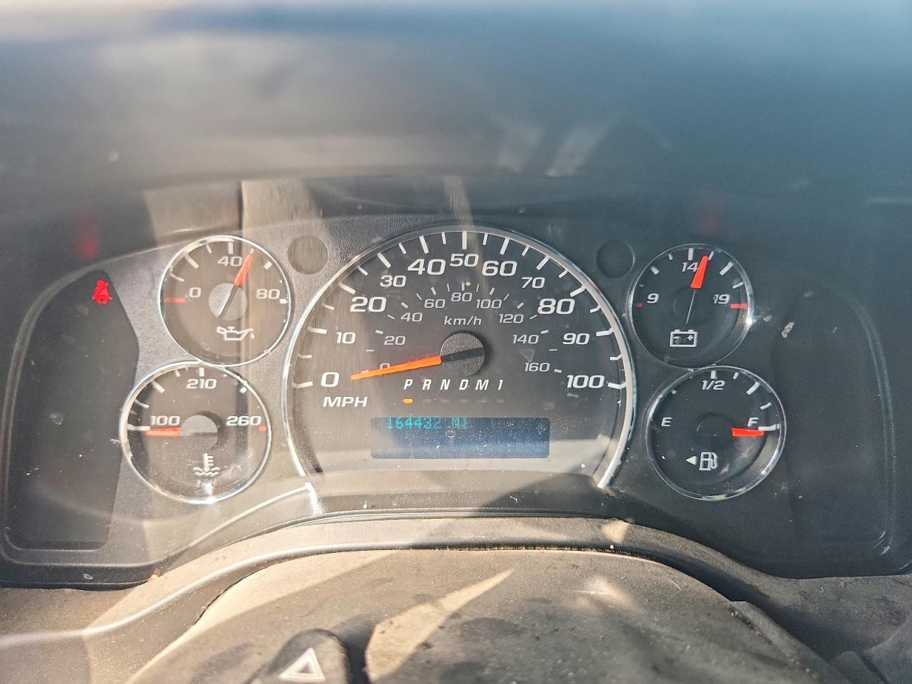 2017 Chevrolet Express G2500 - zdjęcie 9