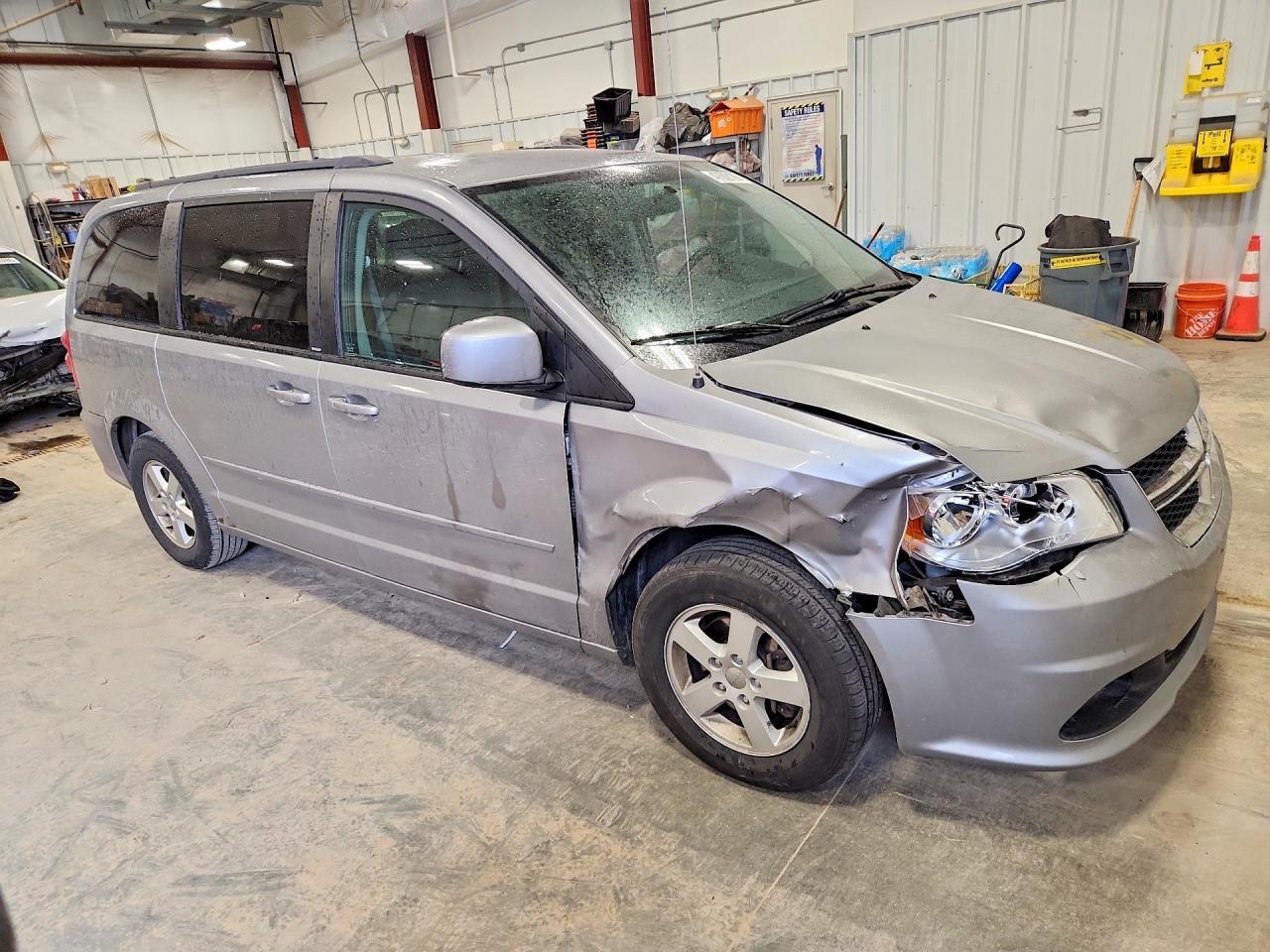 2013 Dodge Grand Caravan Sxt - zdjęcie 4