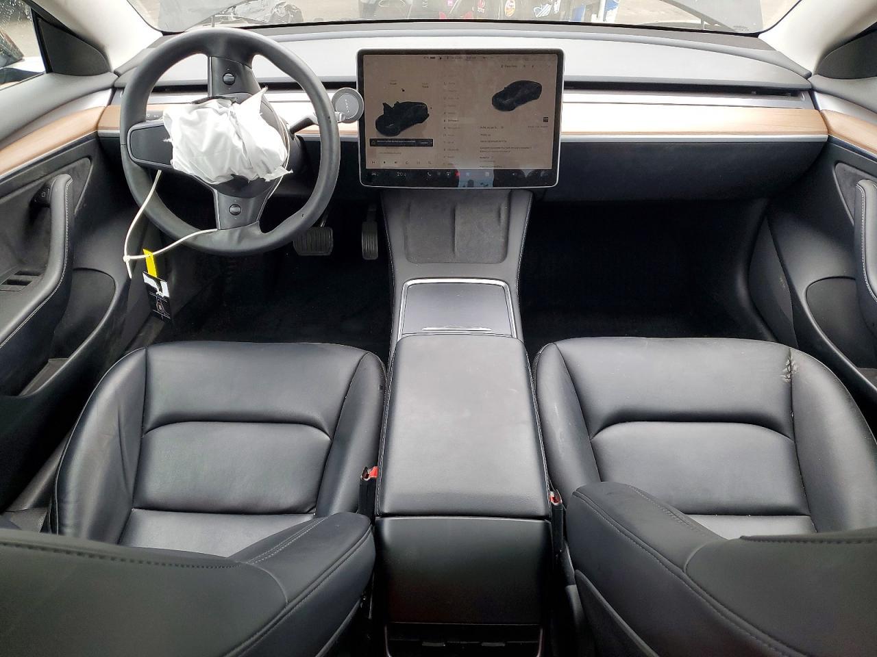 2023 Tesla Model 3 - zdjęcie 8