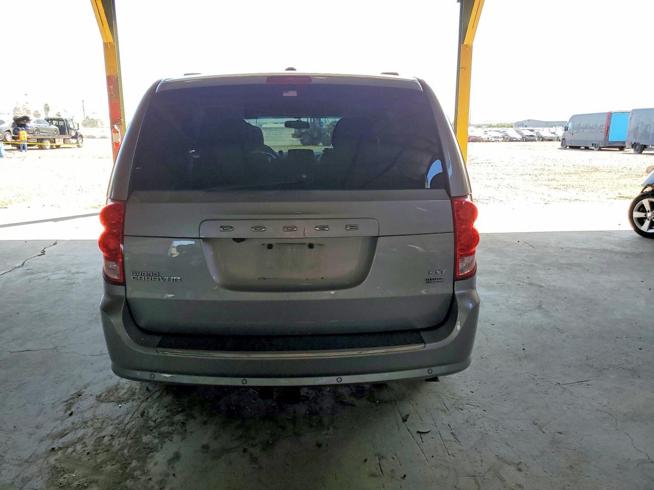 2017 Dodge Grand Caravan Sxt - zdjęcie 6