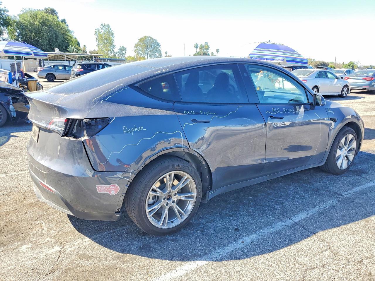 2023 Tesla Model Y - zdjęcie 3