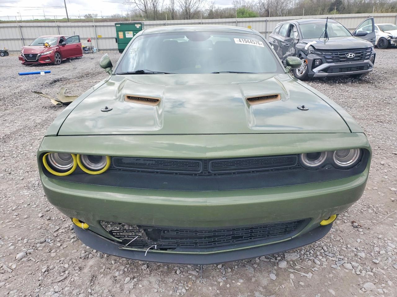 2022 Dodge Challenger Sxt - zdjęcie 5