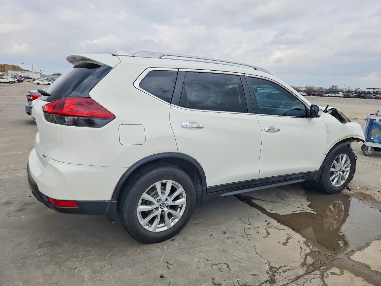 2017 Nissan Rogue Sv - zdjęcie 3