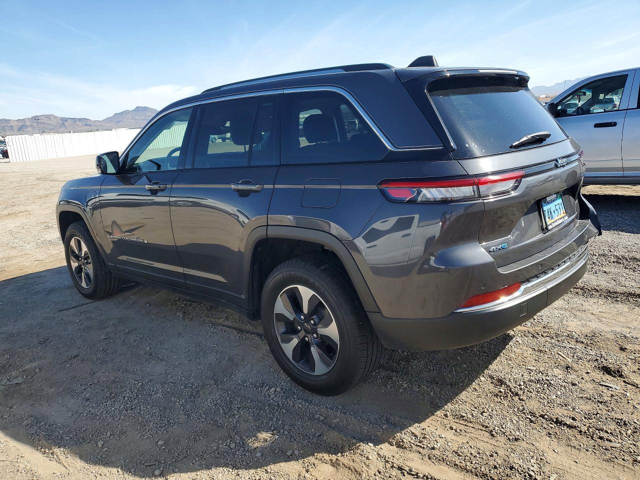 2023 Jeep Grand Cherokee Limited 4Xe - zdjęcie 2