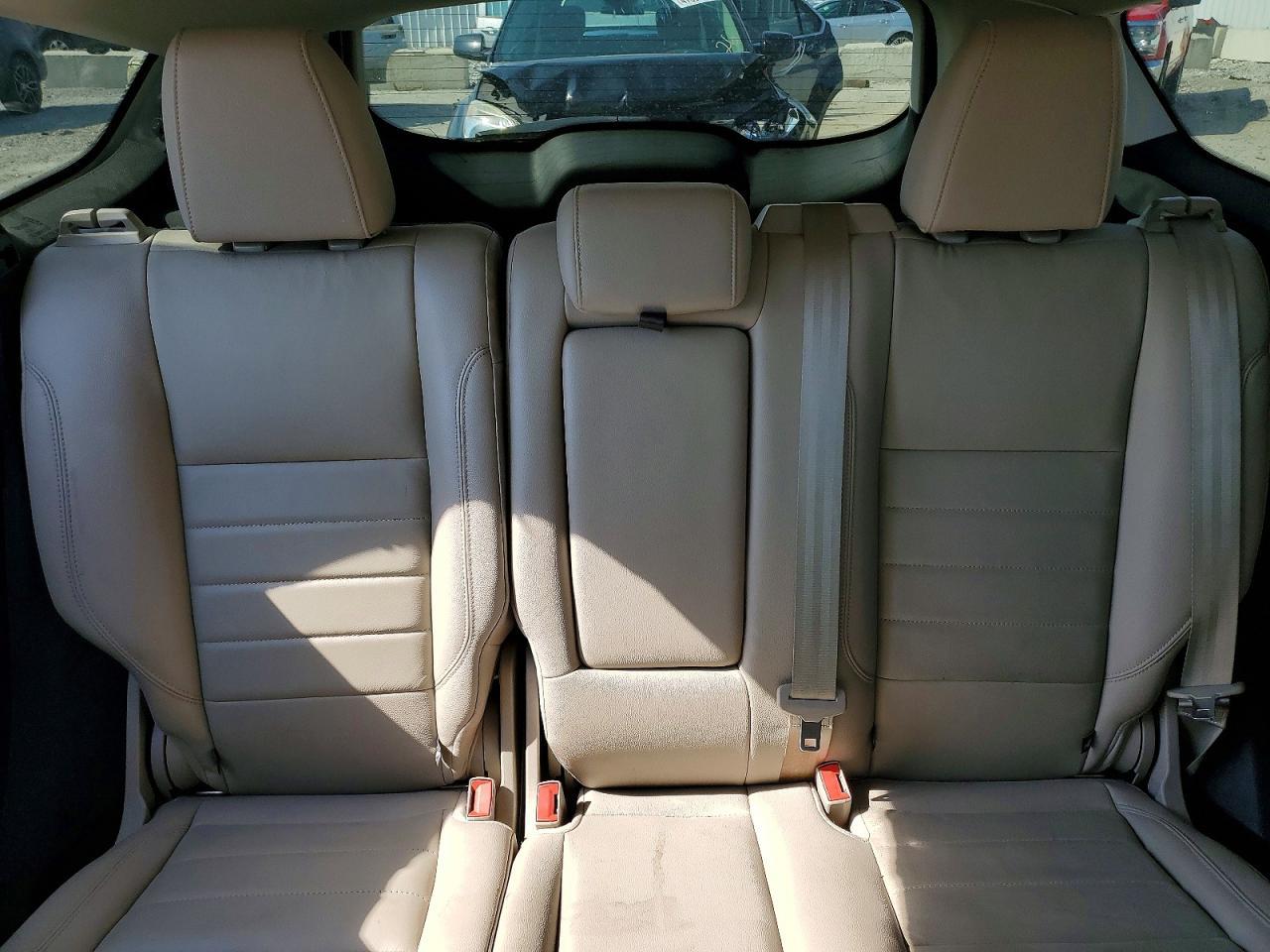 2015 Ford Escape Titanium - zdjęcie 10