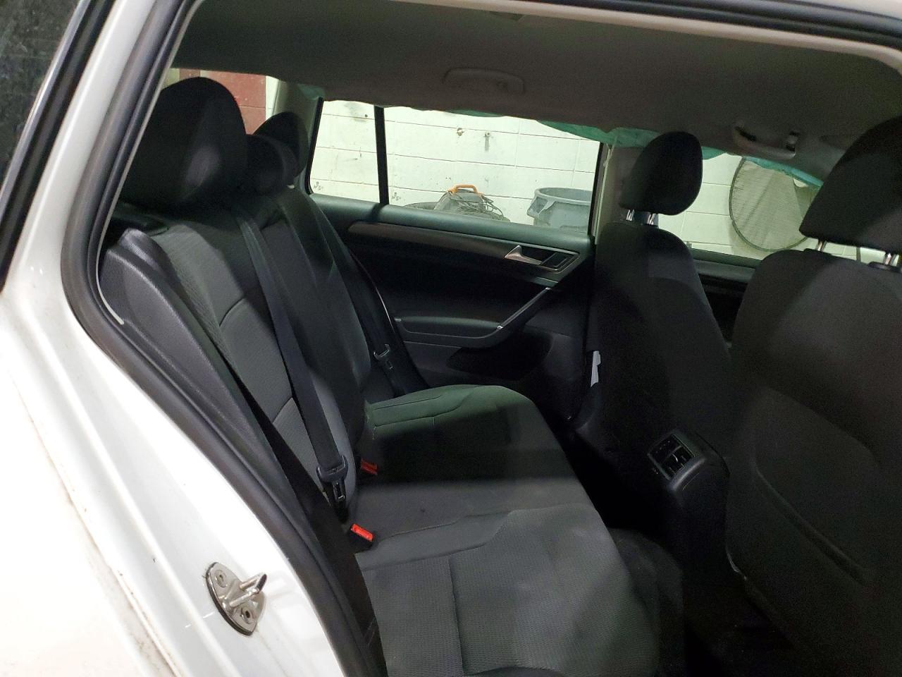 2019 Volkswagen Golf Sportwagen S - zdjęcie 10