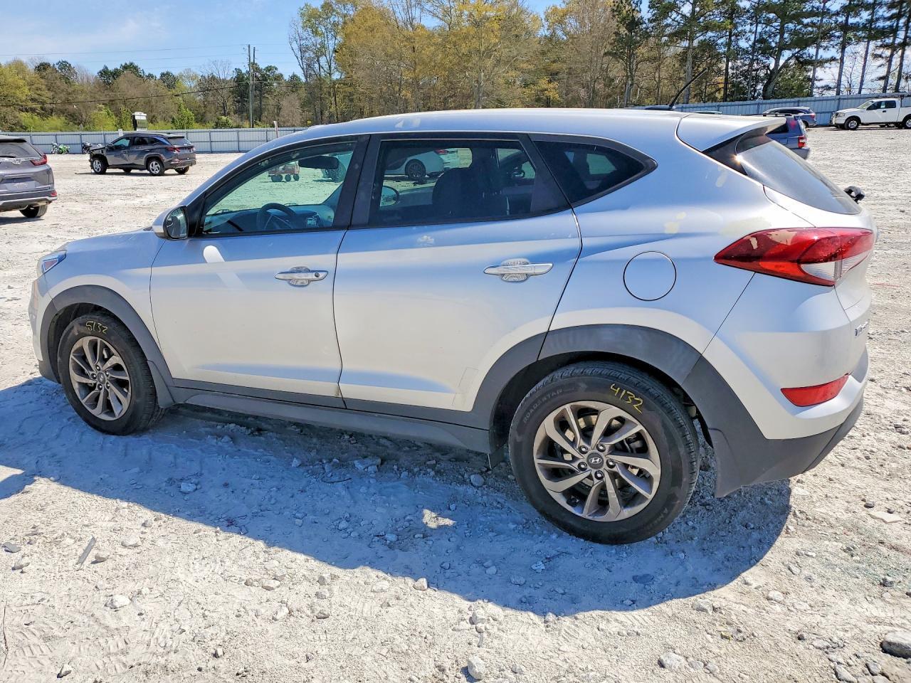 2016 Hyundai Tucson Se - zdjęcie 2