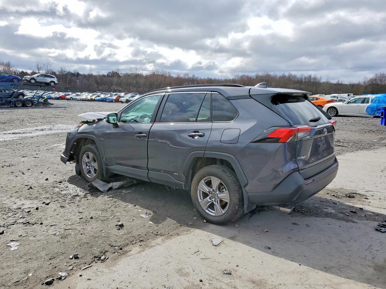 2025 Toyota Rav4 Hybrid Xle - zdjęcie 2