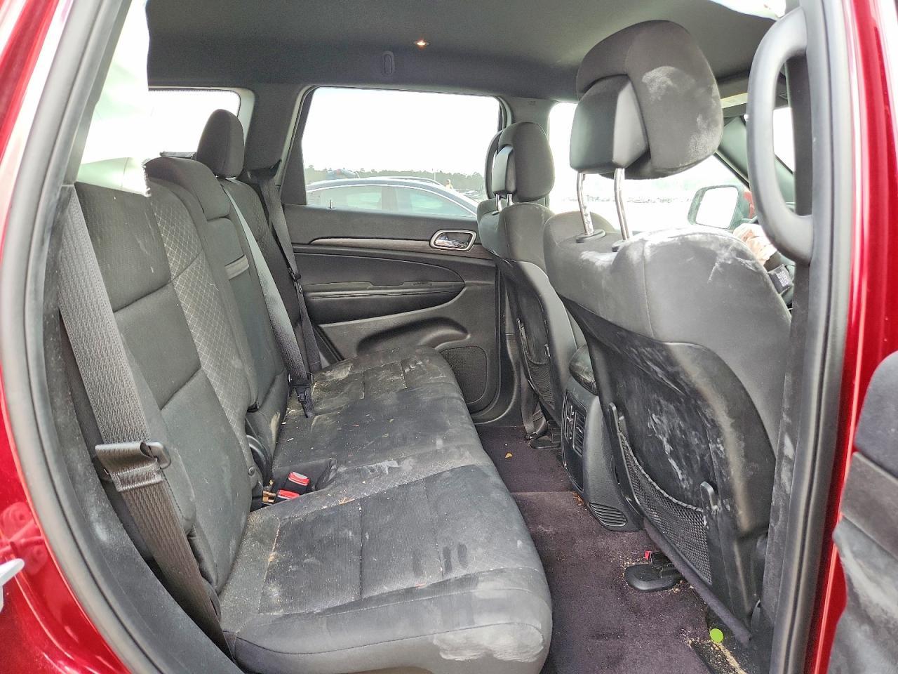 2018 Jeep Grand Cherokee Laredo - zdjęcie 10