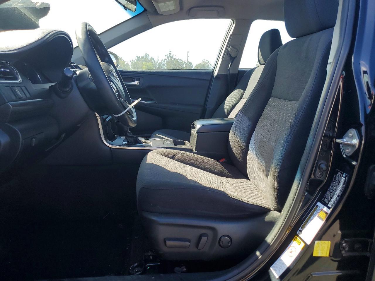2016 Toyota Camry Hybrid Le - zdjęcie 7