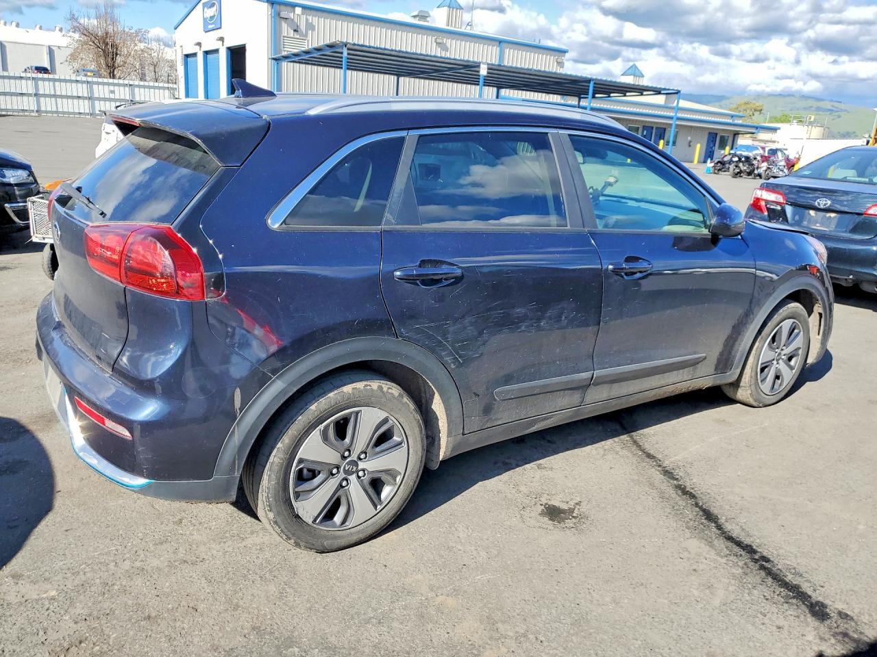 2019 Kia Niro Plug-In Hybrid Lx - zdjęcie 3