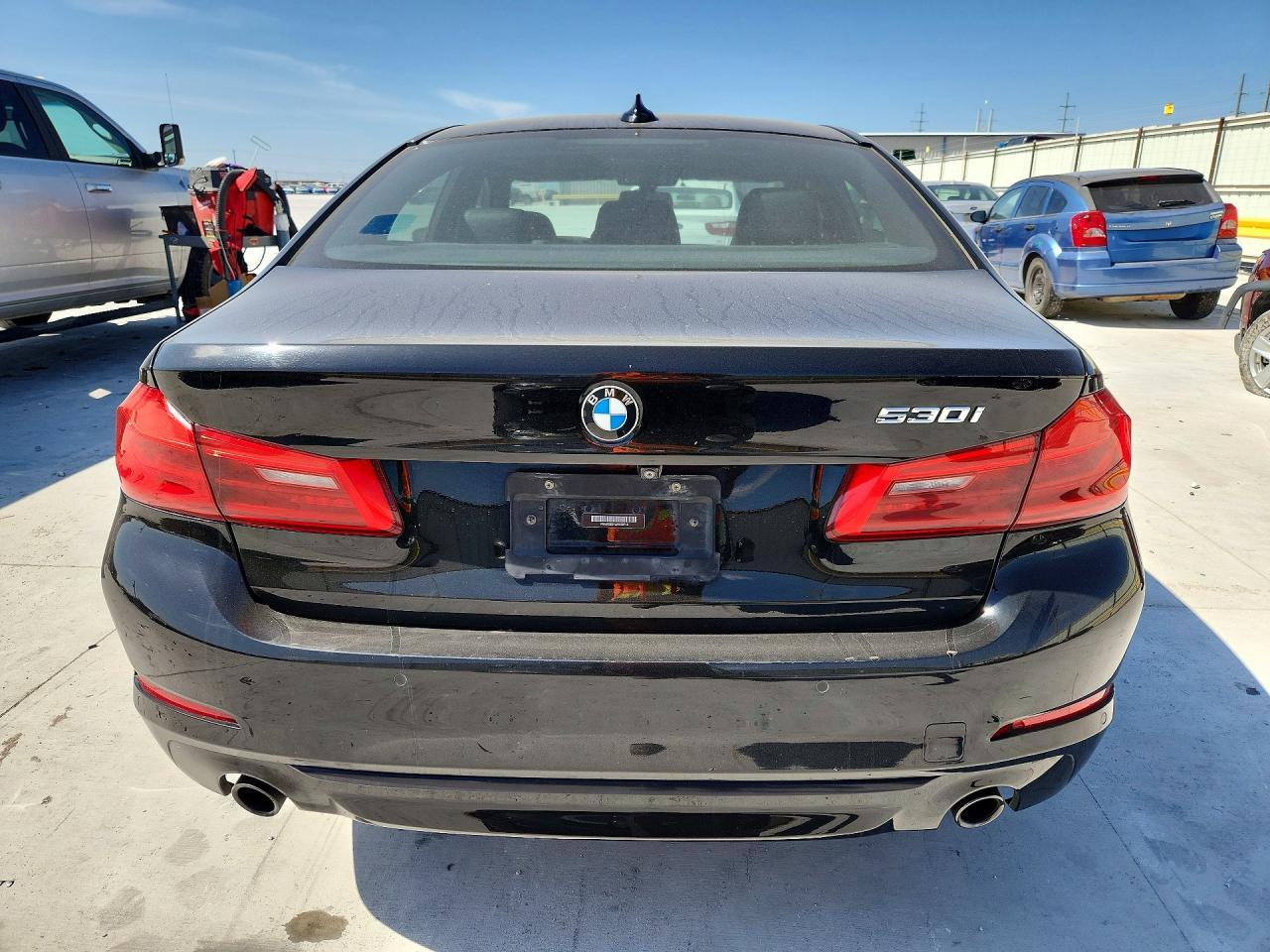 2020 BMW 530 I - zdjęcie 6