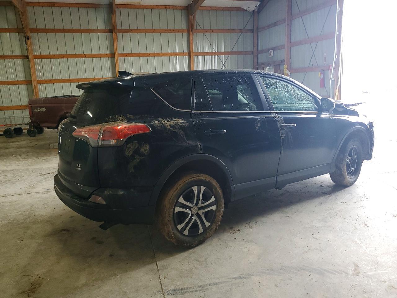 2018 Toyota Rav4 Le - zdjęcie 3