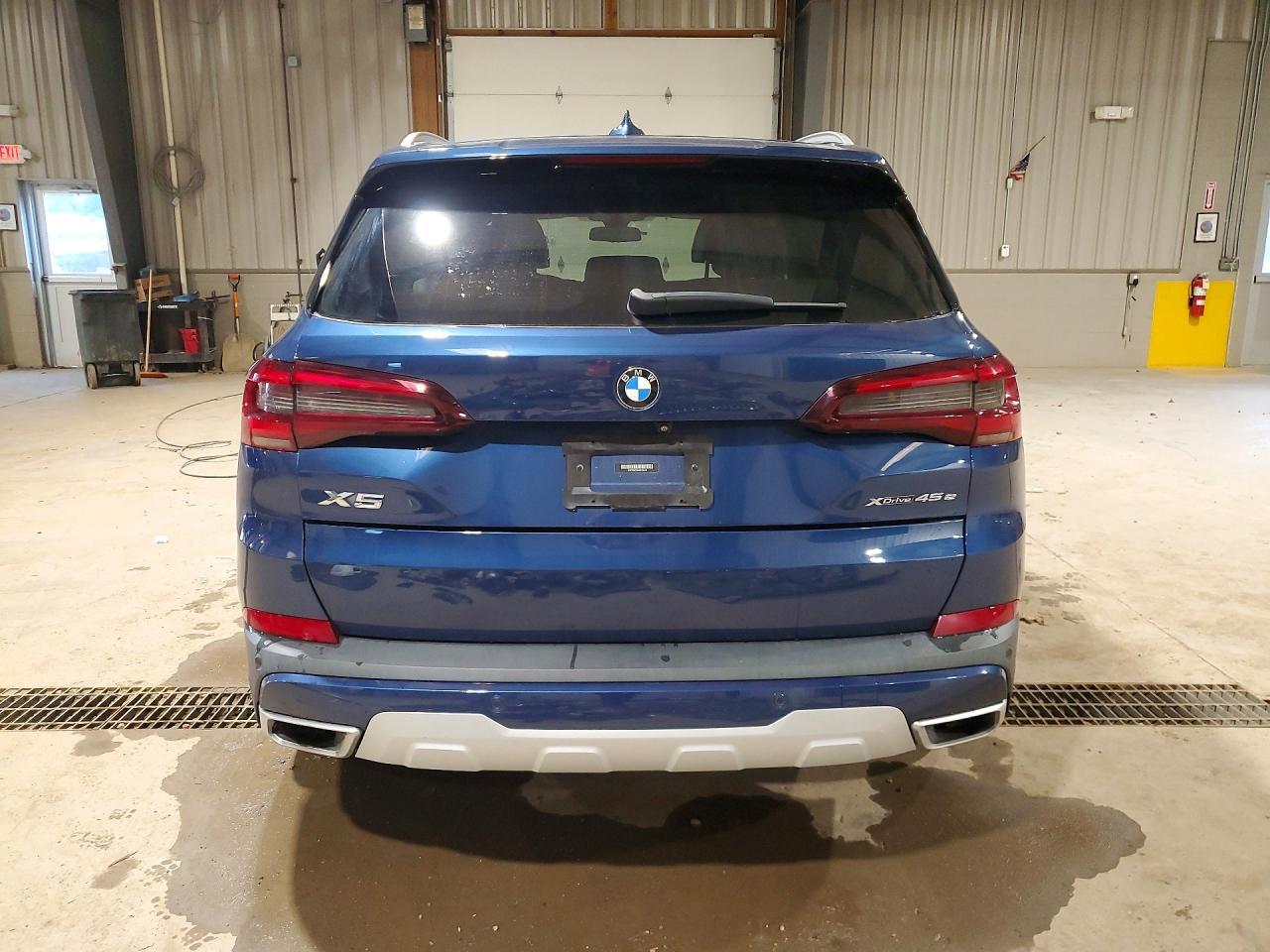 2021 BMW X5 - zdjęcie 6