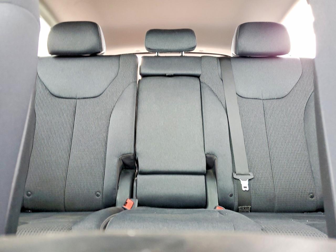 2019 Hyundai Santa Fe Se 2.4L - zdjęcie 10