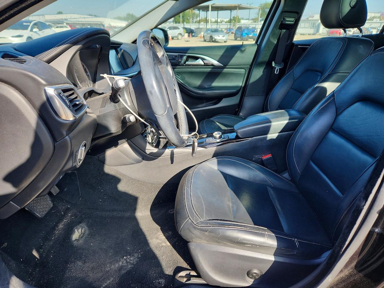 2017 Infiniti Qx30 Premium - zdjęcie 7