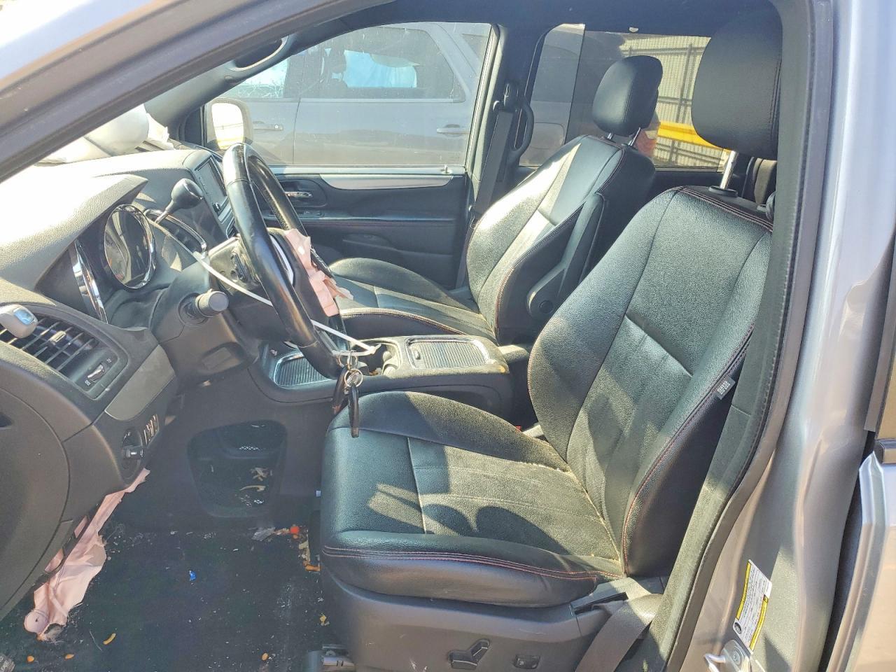 2019 Dodge Grand Caravan Gt - zdjęcie 7