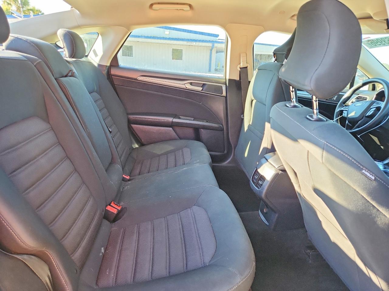 2019 Ford Fusion Se - zdjęcie 10