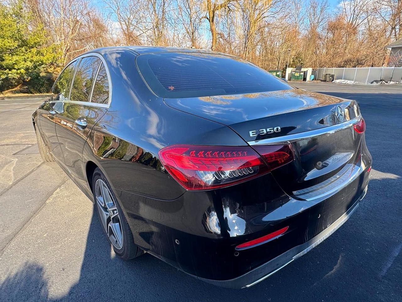 2022 Mercedes-Benz E 350 - zdjęcie 2