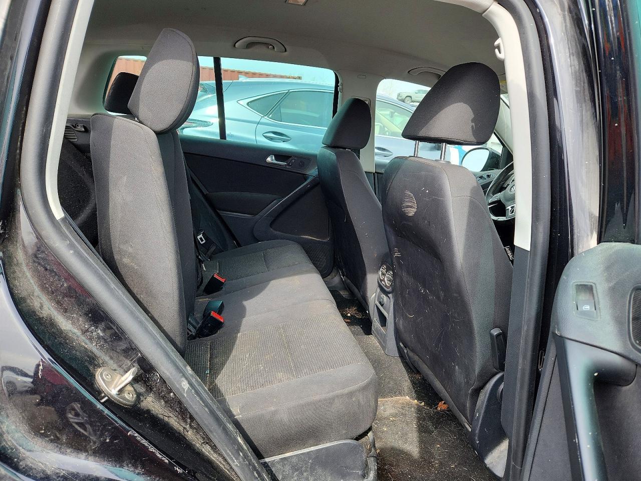 2016 Volkswagen Tiguan Comfortline - zdjęcie 11