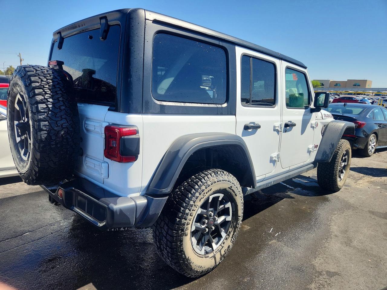 2025 Jeep Wrangler Rubicon - zdjęcie 3