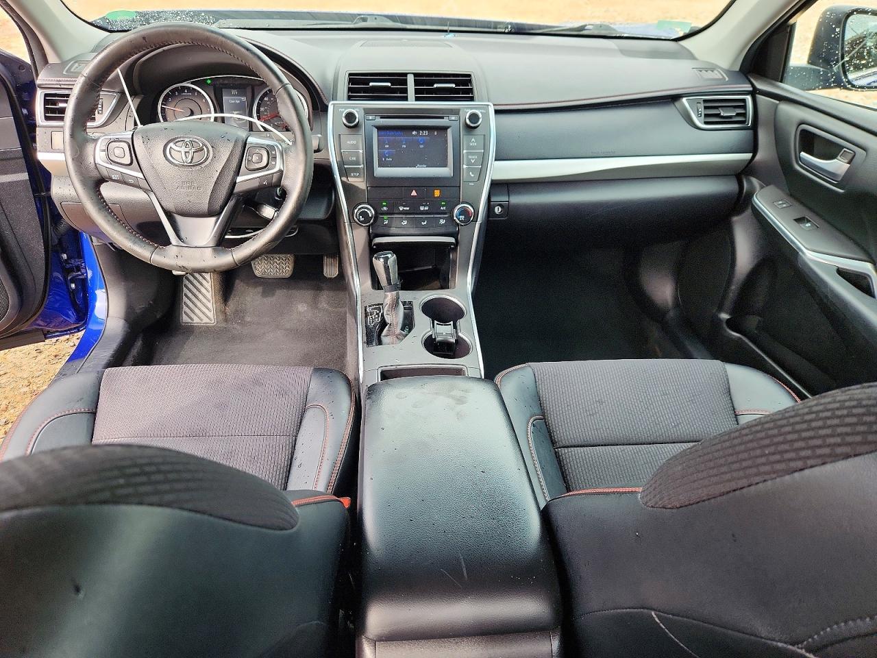 2016 Toyota Camry Se - zdjęcie 8