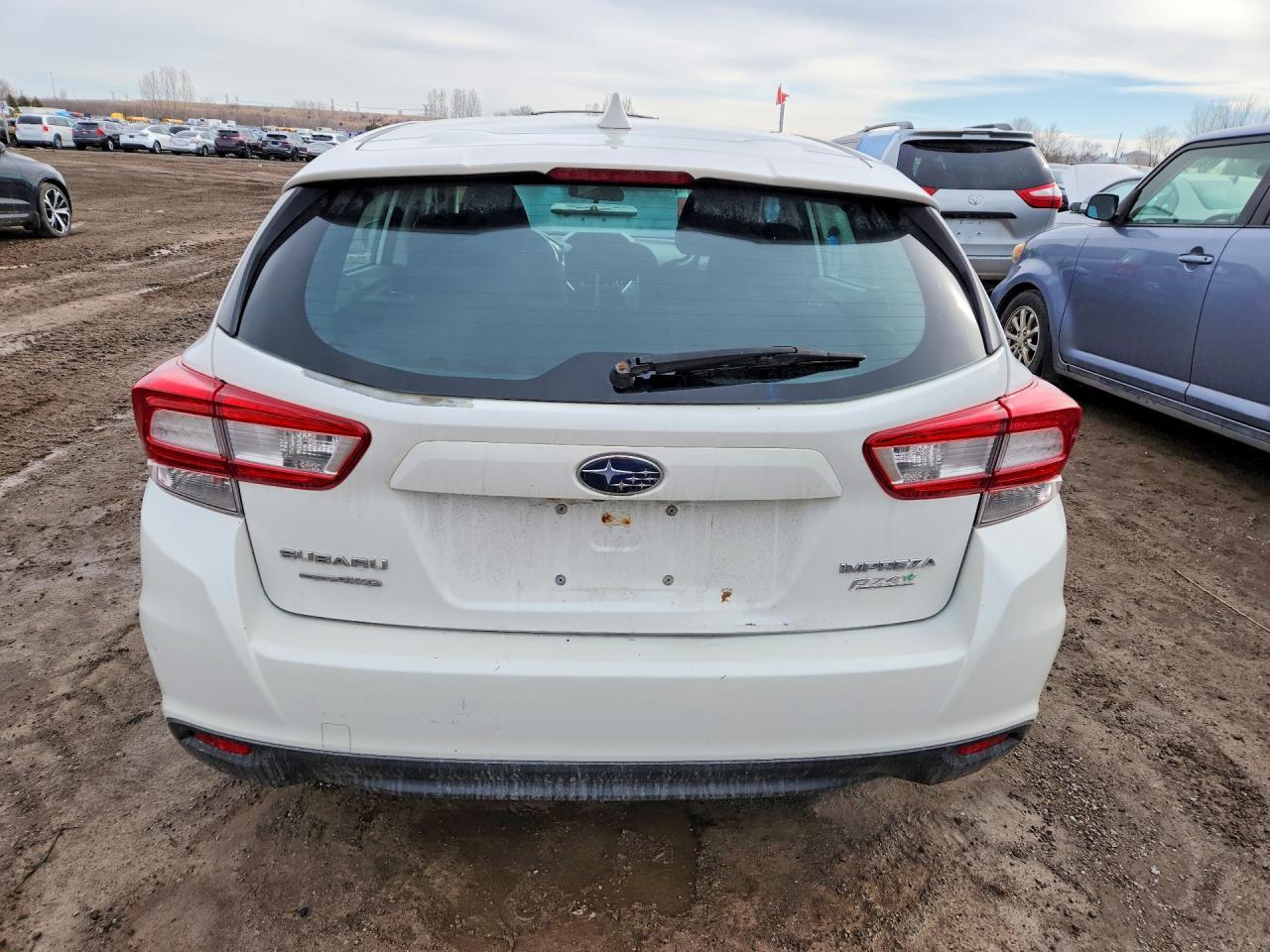 2017 Subaru Impreza Premium Plus - zdjęcie 6