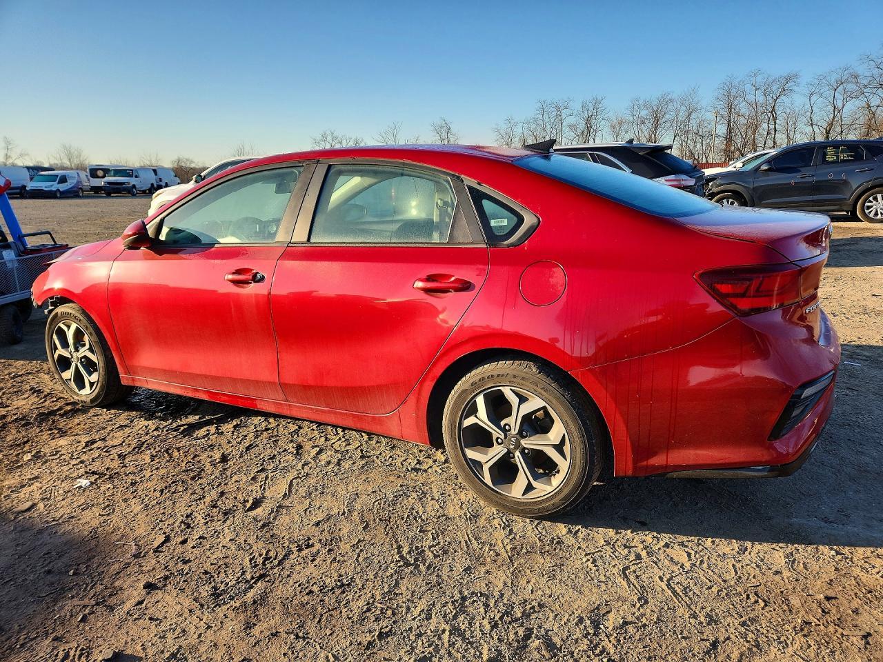 2020 Kia Forte Lxs - zdjęcie 2