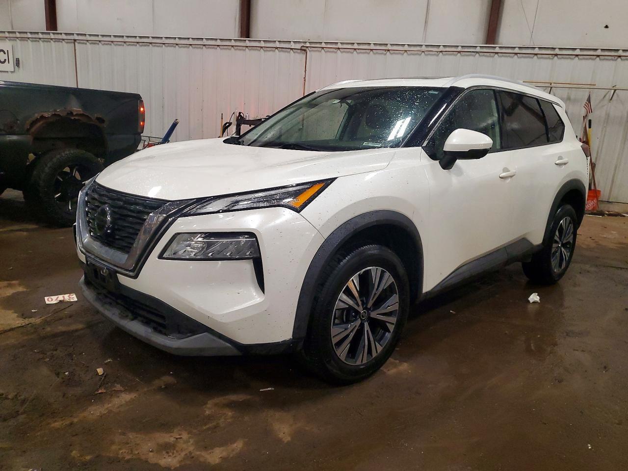 2021 Nissan Rogue Sv - zdjęcie główne