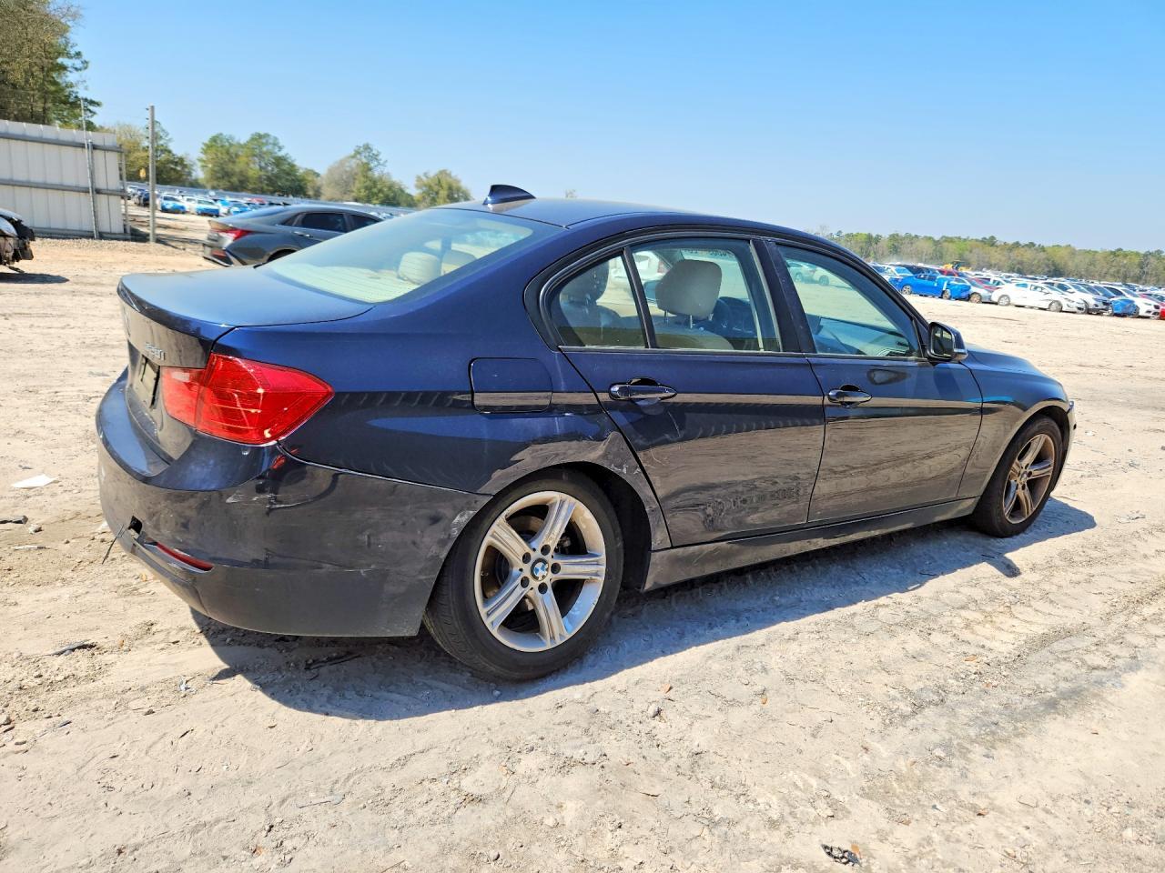 BMW Seria 3 - zdjęcie 3