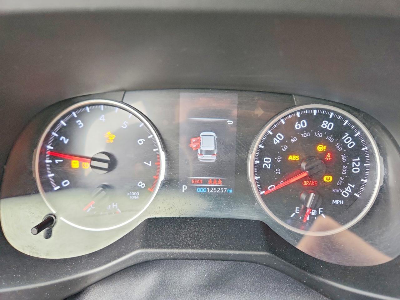2019 Toyota Rav4 Le - zdjęcie 9