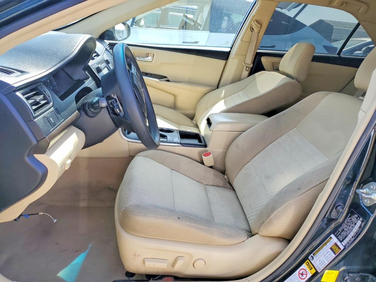 2015 Toyota Camry Le - zdjęcie 7